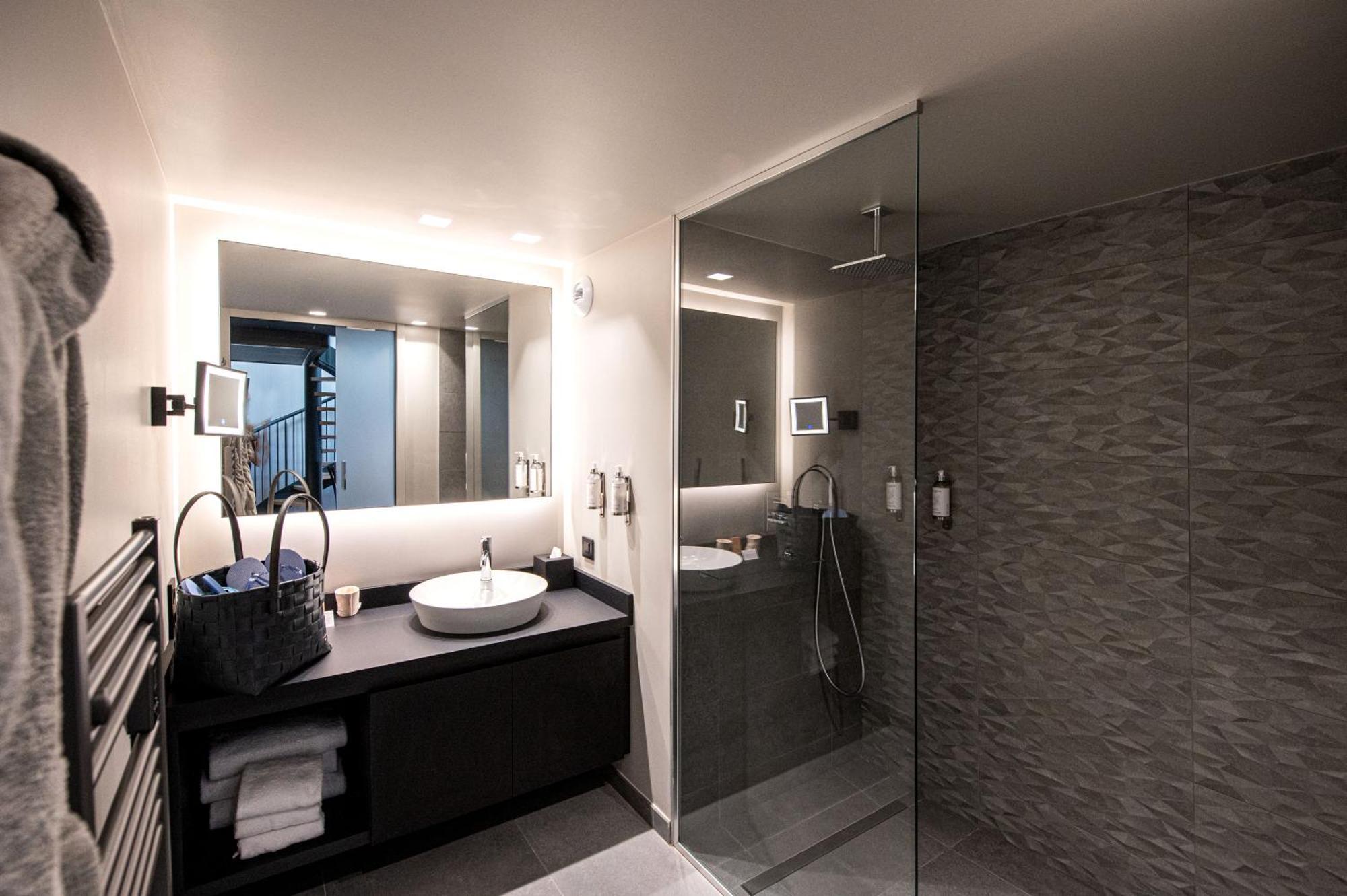 Best Western Premier Le Chapitre Hotel And Spa Remiremont Exterior foto